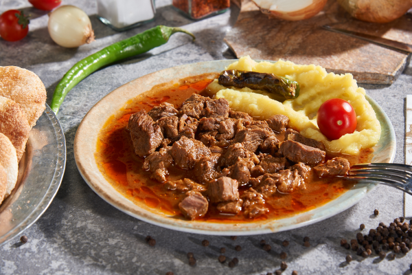 Dana Tas Kebabı